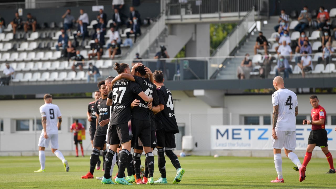 Mitoto – Juventus Vs PSV: Bianconeri Menang Telak 3-1