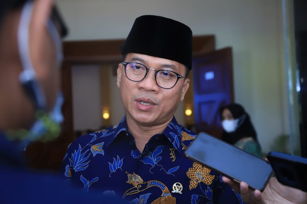 MITOTO - Polemik surat berkop Kemendes undangan haul Yandri Susanto