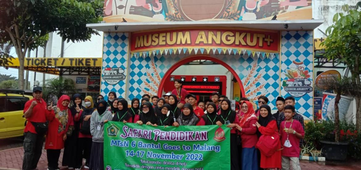 Mitoto - MTsN 6 Bantul Gelar Lomba Kaligrafi dalam Hari Santri Nasional