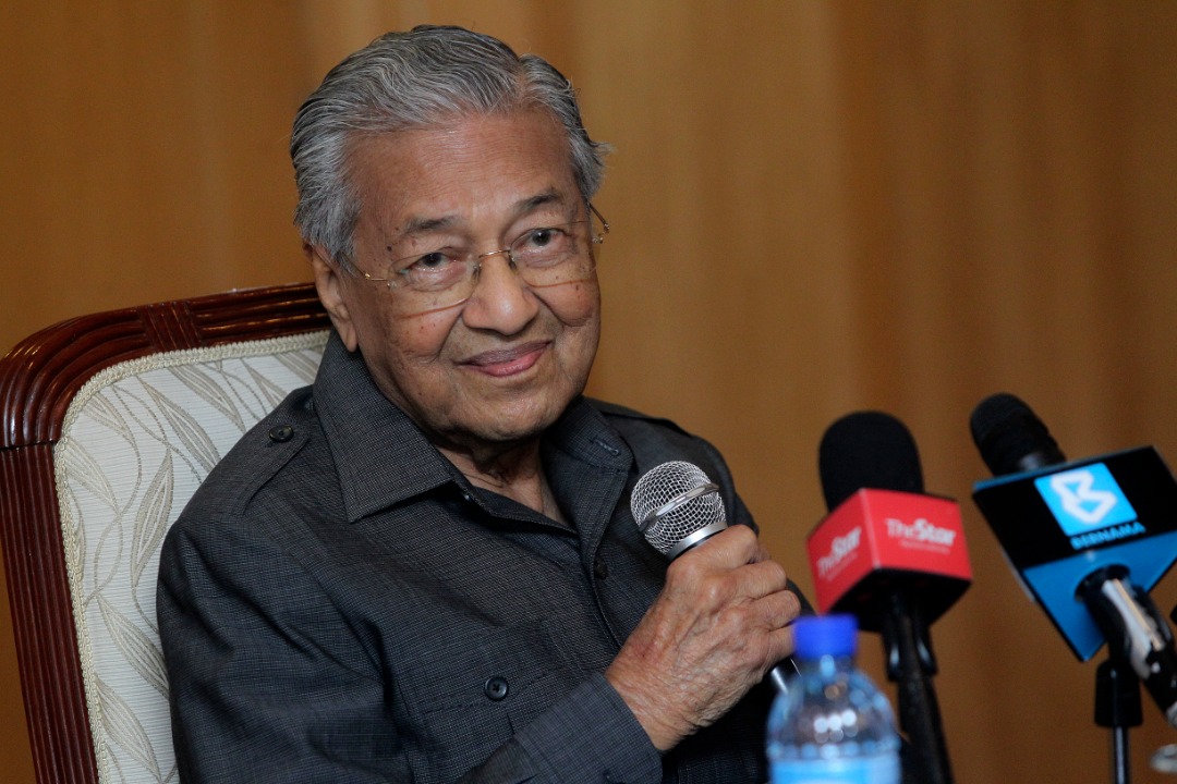 Kesehatan Mahathir Mohamad memburuk