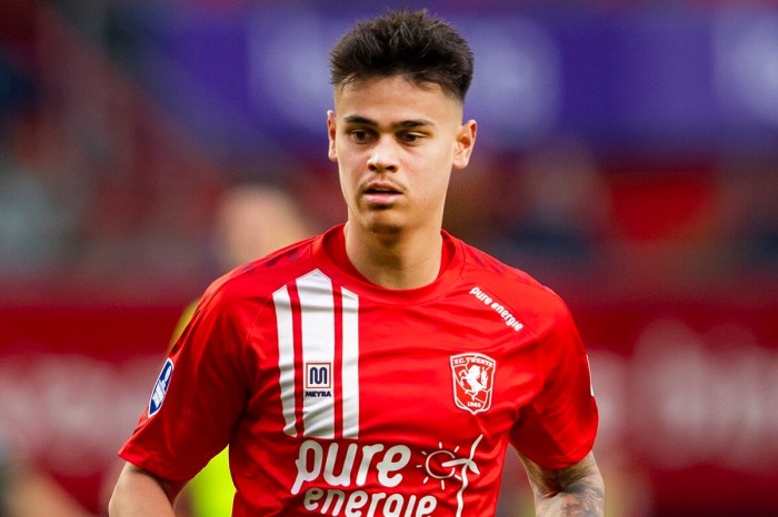 MITOTO – Pelatih FC Twente: Mees Hilgers dkk Layak Menang 5-0