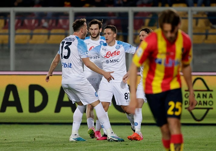 MITOTO - Napoli Vs Lecce: Il Partenopei Susah Payah Menang 1-0