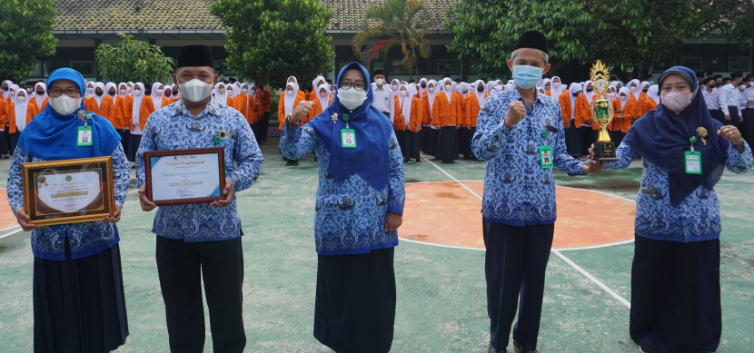 Mitoto - MTsN 6 Bantul Gelar Lomba Kaligrafi dalam Hari Santri Nasional